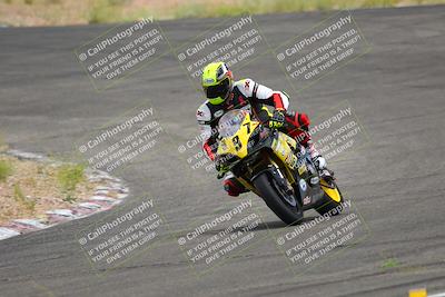 media/Jun-04-2022-WERA (Sat) [[b852bbbd55]]/Race 8 Superbike Expert Novice V7 HW/